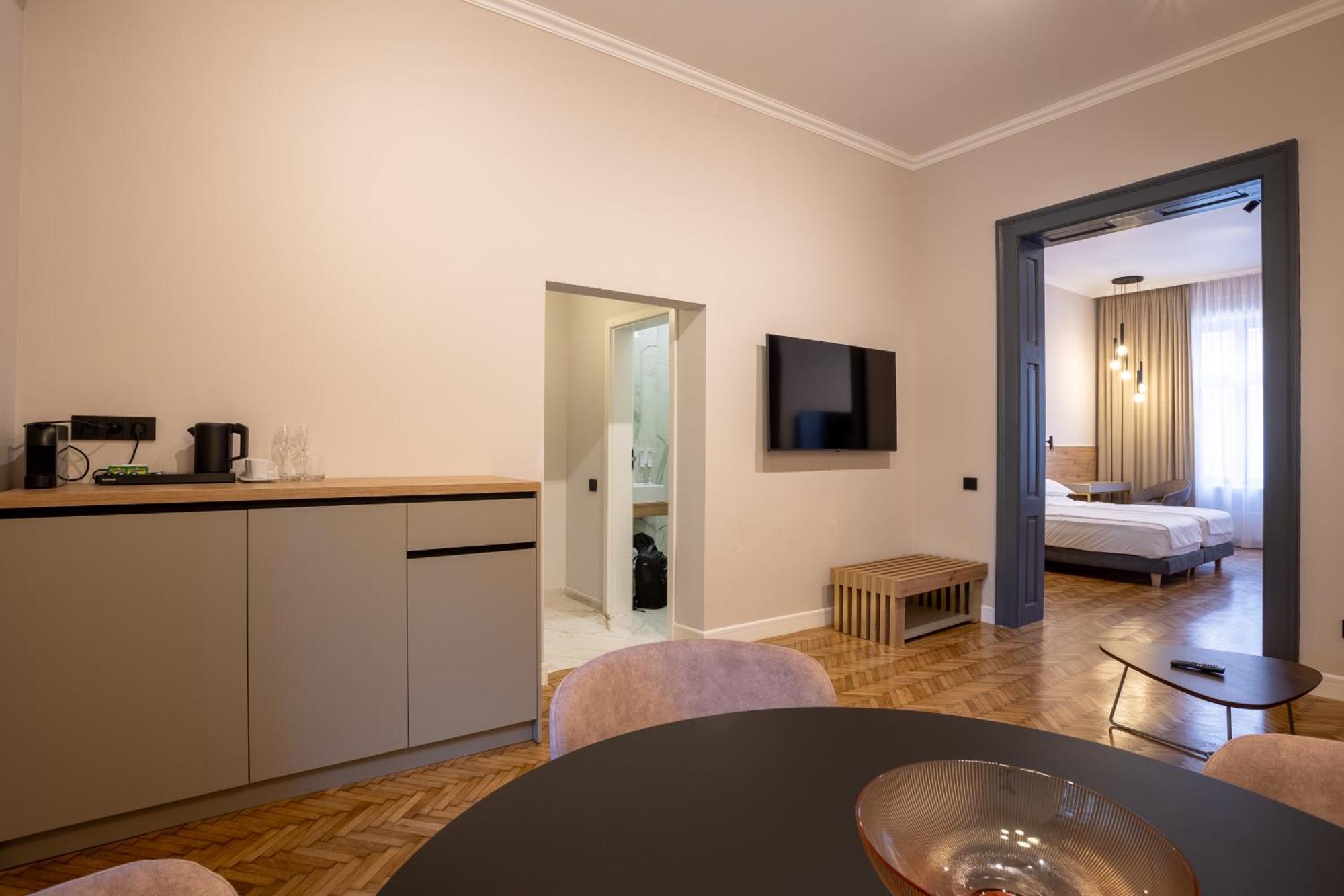 Bloom Downtown Suites Cluj-Napoca Exterior foto